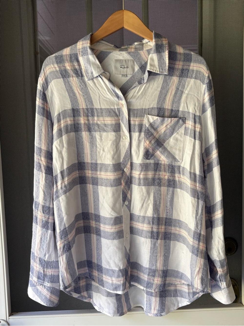 Rails woman’s  White Plaid Button-Down Shirt - Blue & cream